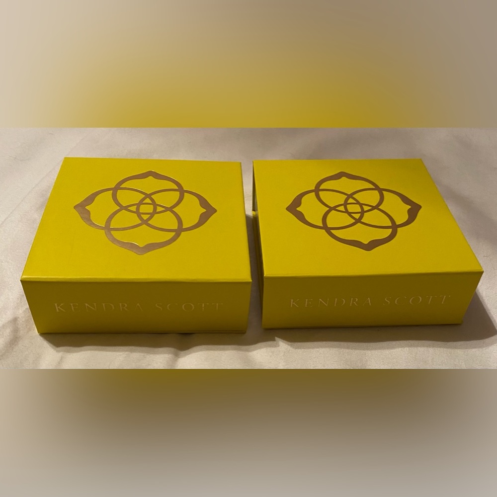 Kendra Scott Boxes (BOXES ONLY)